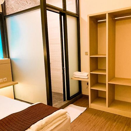 Kartiko Palagan Eksklusif Yogyakarta Hotel Kejayan ภายนอก รูปภาพ